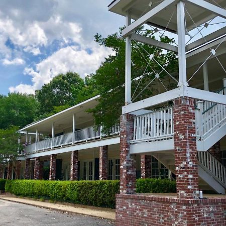 The Lodge At The Bluffs 圣弗瑞安斯维尔 外观 照片